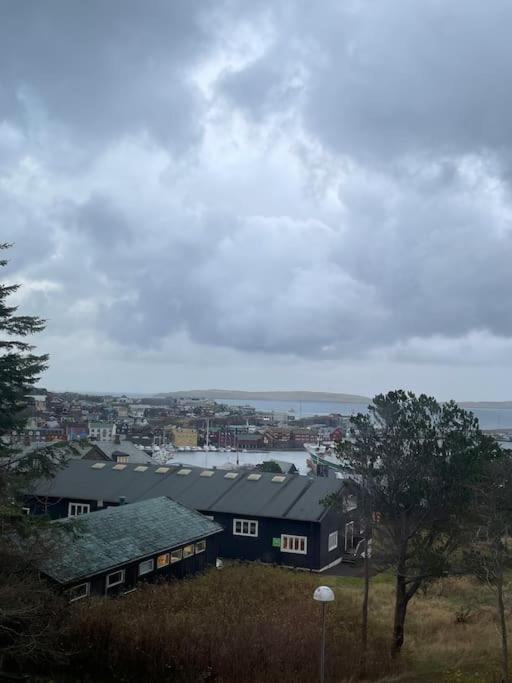 Apartment In The Center Of Torshavn, Free Parking. Bagian luar foto