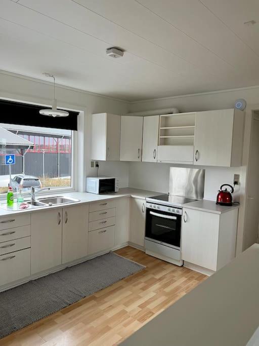 Apartment In The Center Of Torshavn, Free Parking. Bagian luar foto