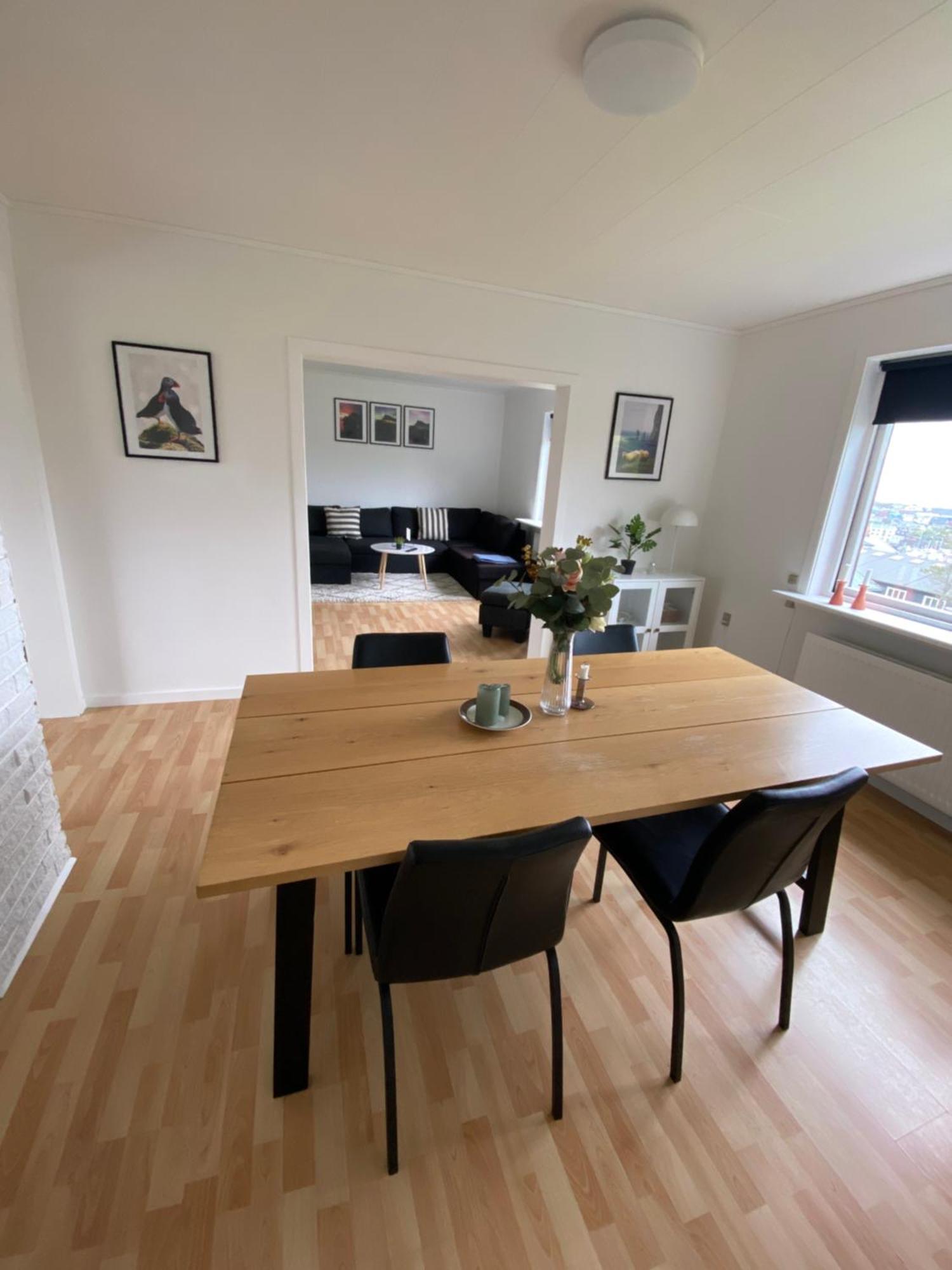 Apartment In The Center Of Torshavn, Free Parking. Bagian luar foto